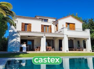 Casa · 472m² · 8 Ambientes · 1 Cochera · Casa en Nordelta