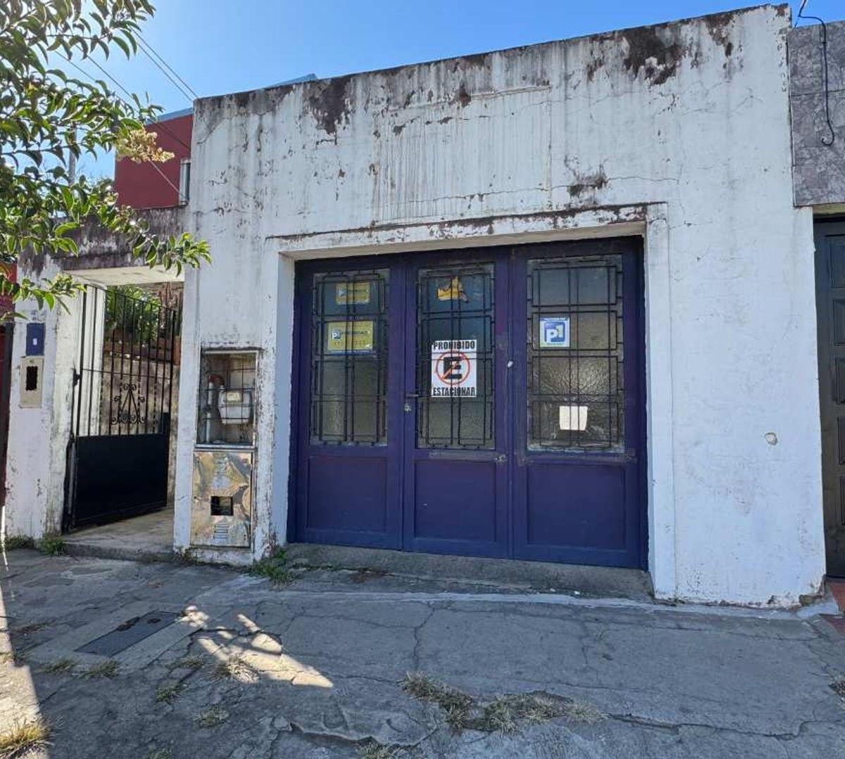 Calle 878 4000,  Villa La Florida, Quilmes