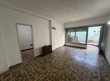 Casa de 4 ambientes, San Miguel · Casa 4 Amb. en Alquiler Sobre Av Peron 2900 - San Miguel