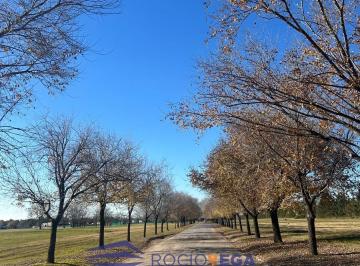 Terreno · 2000m² · Lote en Venta en Everlinks, Lujan