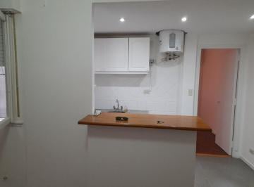 Departamento de 2 ambientes, Caballito · Departamento de 32 m² con 1 Dormitorio en Alquiler en Parque Rivadavia