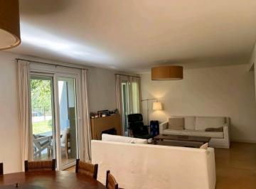 Casa · 324m² · 5 Ambientes · 2 Cocheras · Casa 5 Ambientes en Martindale