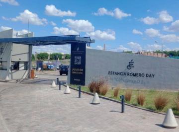 Terreno · 500m² · Venta Lote en Barrio Frank Romero Day Central