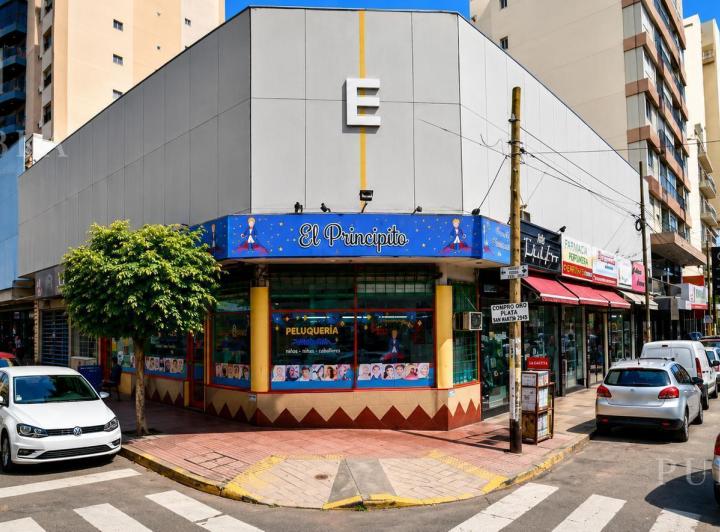 Local comercial · 2020m² · 110 Cocheras
