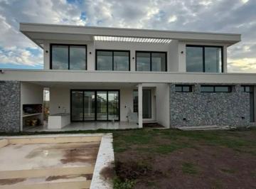 Casa de 5 ambientes, Ezeiza · Casa en Venta a Estrenar en La Providencia Resort & Country Club