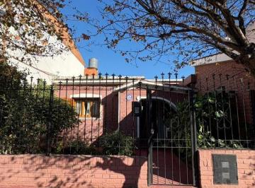 Casa de 4 ambientes, Córdoba · Oportunidad Hermosa Casa en Venta 2 Dorm./patio/garage