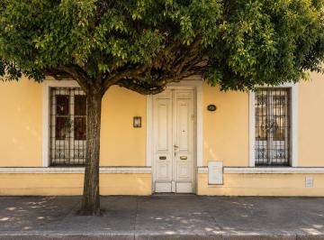 Casa · 300m² · 4 Ambientes · Casa en Alta Gracia