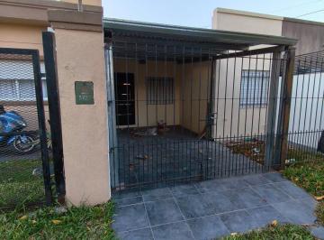 Casa · 70m² · 2 Ambientes · 1 Cochera · Casa - Gualeguaychu