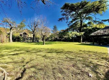 Terreno · 610m² · Interesante Lote de 612 m² Ubicado en San Isidro, de Vías /libertador