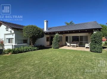 Casa · 320m² · 10 Ambientes · 2 Cocheras · Casa en Ayres del Sur