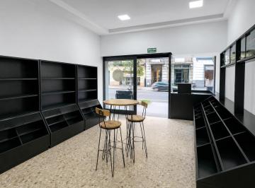 Local comercial , San Nicolás · Venta Local Comercial 105 m² con Gran Sótano | San Nicolás | Usd 165.000