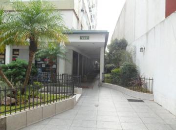 Departamento de 4 ambientes, Velez Sarsfield · Amplio Departamento de 4 Ambientes