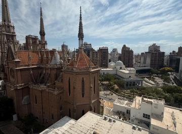 Departamento · 60m² · 4 Ambientes · 2 Dorm. de Categoría con Vista Al Buen Pastor Venta