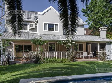 Casa · 260m² · 6 Ambientes · 2 Cocheras · Casa en Venta con Pileta en Barrio Cerrado La Posta, La Horqueta, Lomas de San Isidro