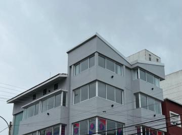 Oficina comercial · 130m² · 4 Ambientes · Amplio Piso de Oficina en Zona Puerto - Alquiler 24 Meses