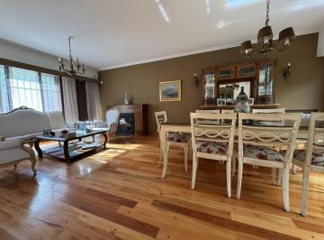 Casa · 234m² · 6 Ambientes · Venta Casa. Quinta Seccion. Mendoza