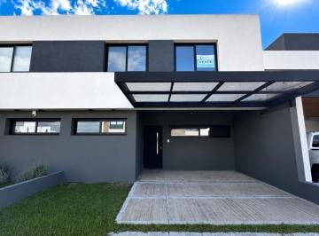 Casa · 180m² · 3 Dormitorios · 2 Cocheras · Venta de Duplex Prados de Manantiales - 3d/3b + Escritorio