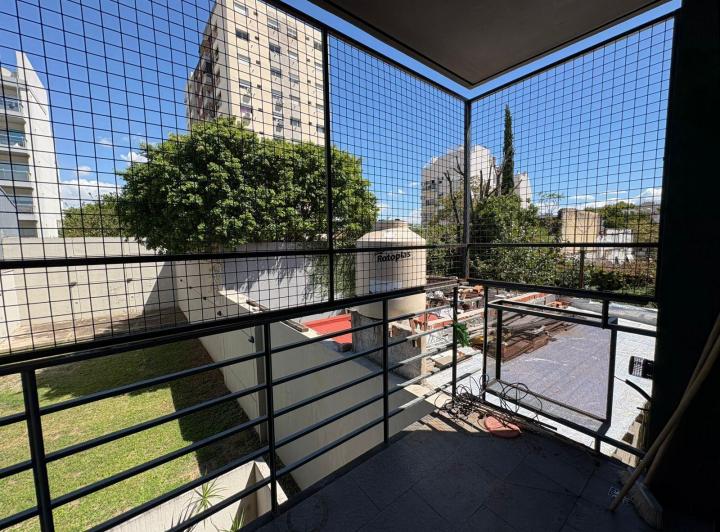 Monoambiente con Balcon en Liniers.