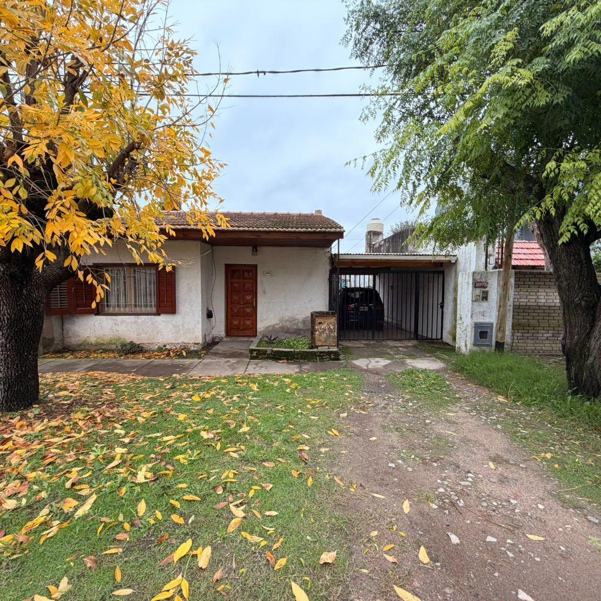 525 E/24y25,  Tolosa, La Plata