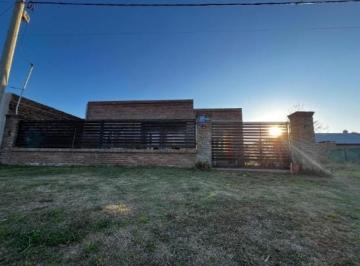 Casa · 70m² · 3 Ambientes · Casa en Los Muchachos - 2 Dorm., 204 M&sup2;!