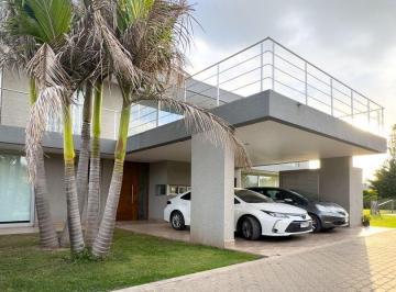 SOF-SOF-2_2 · Casa en Venta Aires del Llano
