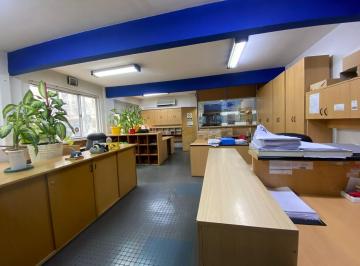 Oficina comercial · 64m² · 3 Ambientes · Oficina - Alquiler - Monserrat
