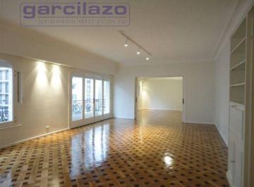Departamento · 290m² · 5 Ambientes · 1 Cochera · Piso en Edificio Francés de Gran Categoría. Vigilancia, Cuatro Dorm.