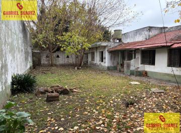 Casa · 85m² · 4 Ambientes · 8 Cocheras · Santa Catalina 216 - Terreno Libre - Casa a Reciclar - Doble Lote - Llavallol