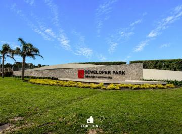 Terreno · 642m² · Venta - Terreno en Barrio Privado Developer Park