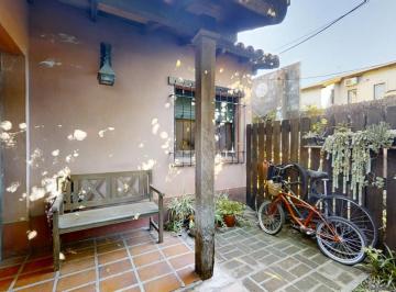 Casa · 130m² · 6 Ambientes · Casa en Venta de 6 Ambientes en Martinez con Jardín