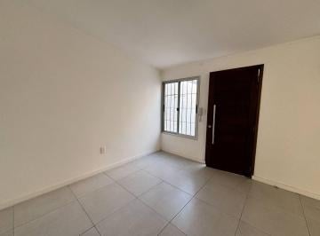 Casa · 64m² · 3 Ambientes · Alquiler Casa de 2 Dorm. en Centro de Pando