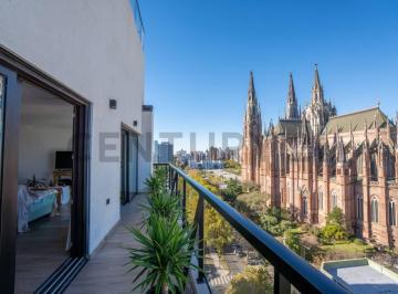Departamento · 150m² · 5 Ambientes · Departamento Tipo Piso de Categoría 3 Dorm. con Vista a La Catedral en Venta - La Plata