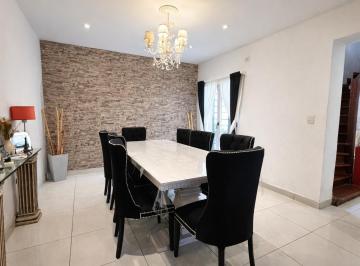 Casa · 150m² · 4 Ambientes · Venta Casa 4 Ambientes en Santa Rita, Patio, Parrilla, Refaccionada a Nueva
