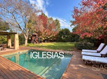 Casa · 261m² · 4 Ambientes · 1 Cochera · Casa en Venta y Alquiler Amoblada en Las Caletas, Nordelta