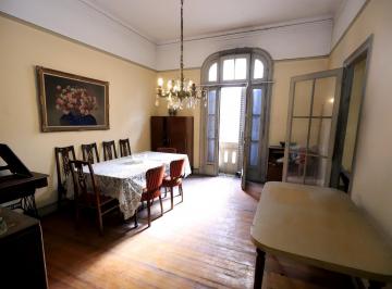 Departamento · 107m² · 4 Ambientes · Departamento 4 Ambientes Más Dependencias en Balvanera Semipiso Señorial Venta