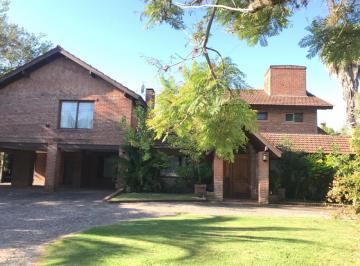 Casa · 270m² · 7 Ambientes · 4 Cocheras · Casa en Alquiler, Nautico Escobar