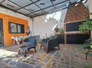 Casa · 351m² · 11 Ambientes · 3 Cocheras · Casa en San Martin