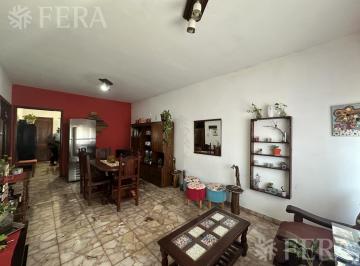 PH · 121m² · 3 Ambientes · Venta PH 3 Ambientes con Terraza en Bernal Oeste