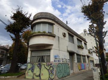 Casa · 200m² · 4 Ambientes · 2 Cocheras · Casa en Venta en La Plata