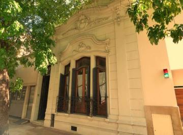 Casa · 110m² · 5 Ambientes · Casa en Venta en La Plata