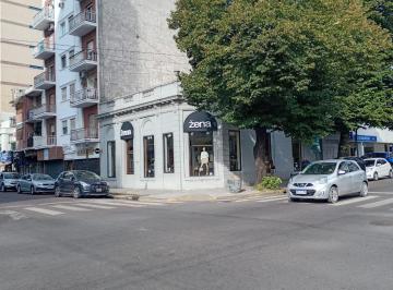 Local comercial · 220m² · 2 Ambientes · Local en Alquiler Calle 9 Esq 50 Dacal Bienes Raices