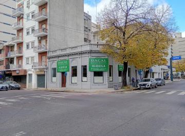 Local comercial · 220m² · 2 Ambientes · Local en Alquiler Calle 9 Esq 50 Dacal Bienes Raices
