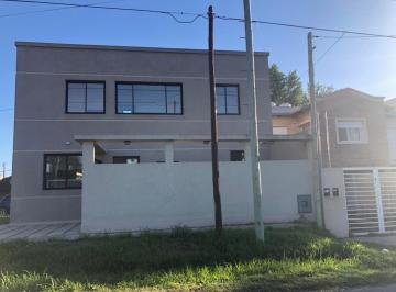 Casa · 110m² · 3 Ambientes · 1 Cochera · Casa en Venta en Gonnet