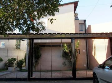 Casa · 67m² · 3 Ambientes · 1 Cochera · Dúplex en Venta de 2 Dorm. en La Plata