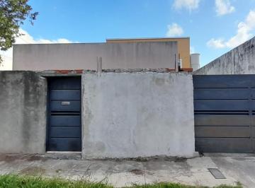Casa · 192m² · 5 Ambientes · 2 Cocheras · Casa en Venta en Los Hornos - Dacal Bienes Raíces