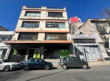 Edificio · 2510m² · 8 Cocheras · Edificio Comercial en Venta en La Boca