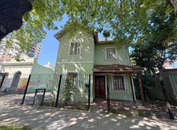 Casa · 408m² · 10 Ambientes · 2 Cocheras · Casa en Venta Banfield Oeste
