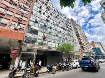 Oficina comercial · 42m² · 2 Ambientes · 1 Cochera · Oficina en La Plata