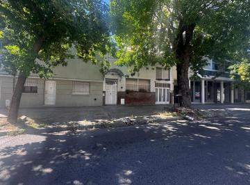 Casa · 230m² · 7 Ambientes · 1 Cochera · Casa en Venta en La Plata