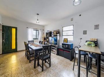 Foto · Salón Comercial Más 2 Deptos. B Los Gigantes. ¡Ideal Inversionistas!